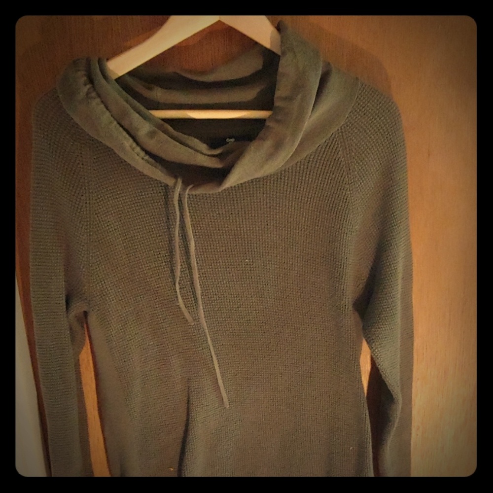 Gap cowl neck pullover